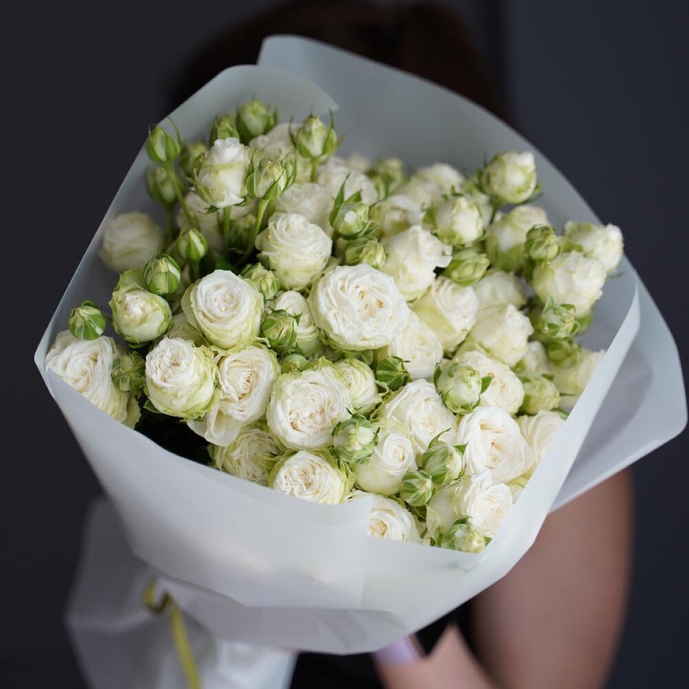 Монобукет из белой спрей-розы